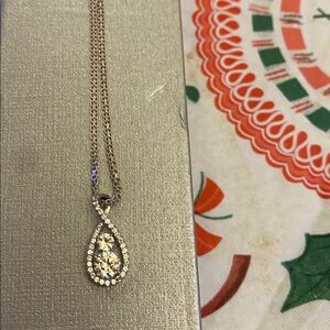 Elegant sterling Silver Pendant with lab grown